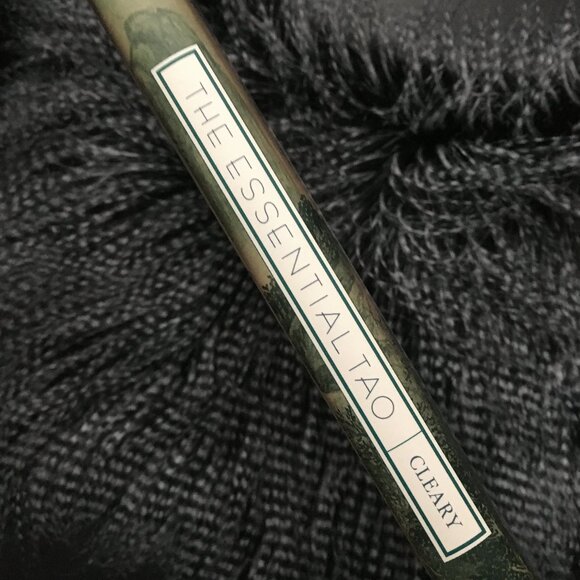 'The Essential Tao' Hardcover Translated By Thomas F. Cleary - Picture 3 of 7